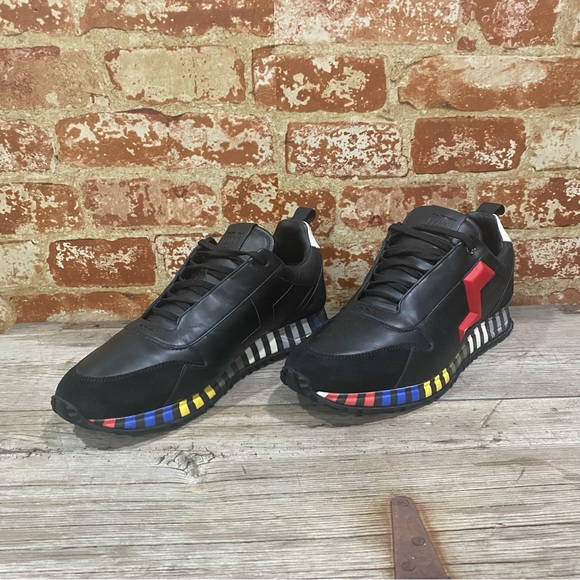 Fendi Men’s Red Lightening Bolt Black Sneakers Size 9...